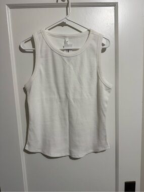NWT Wishlist Classic White Ribbed Tank Top - Women's Sleeveless Top